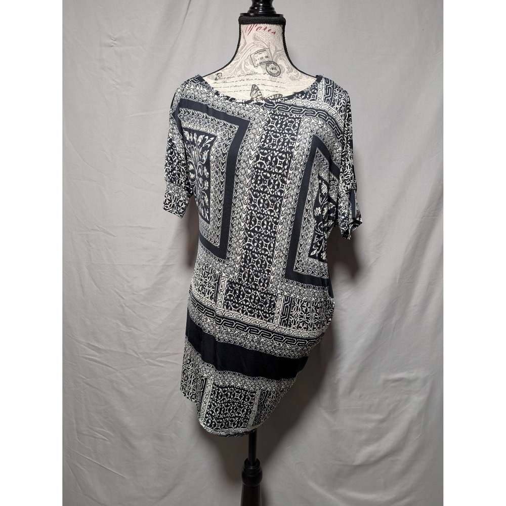 Juju & B Black White Geometric Mandala Tunic Asymmetrical‎ Top Juniors Large